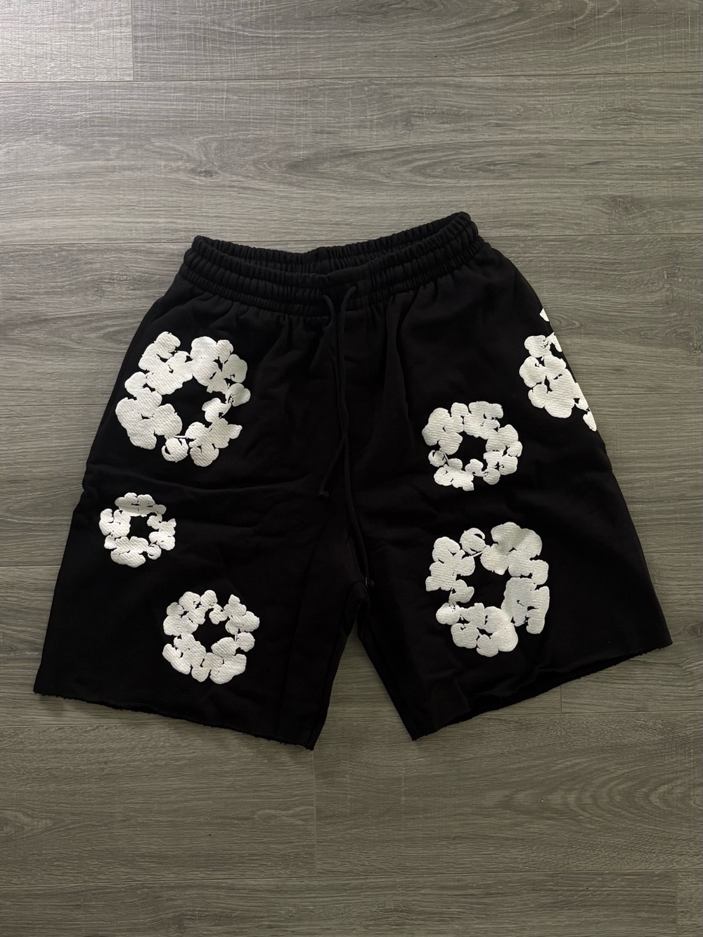 Y2K Black Denim Tears Oversized Fashion Shorts - Brand New